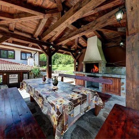 House Maya *