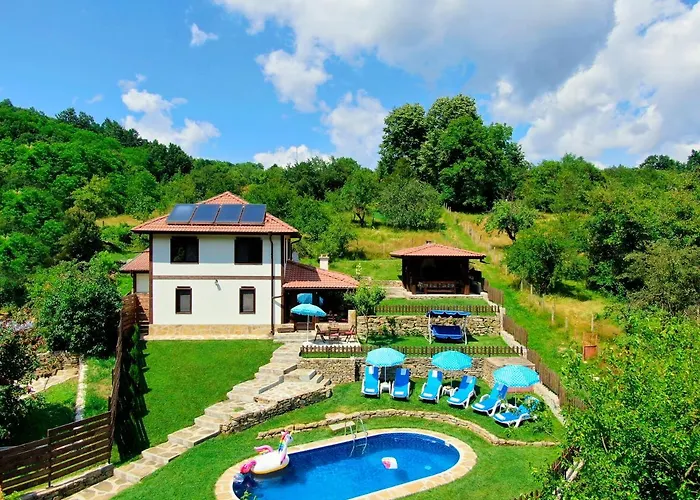 Pensjonat House Maya Triawna