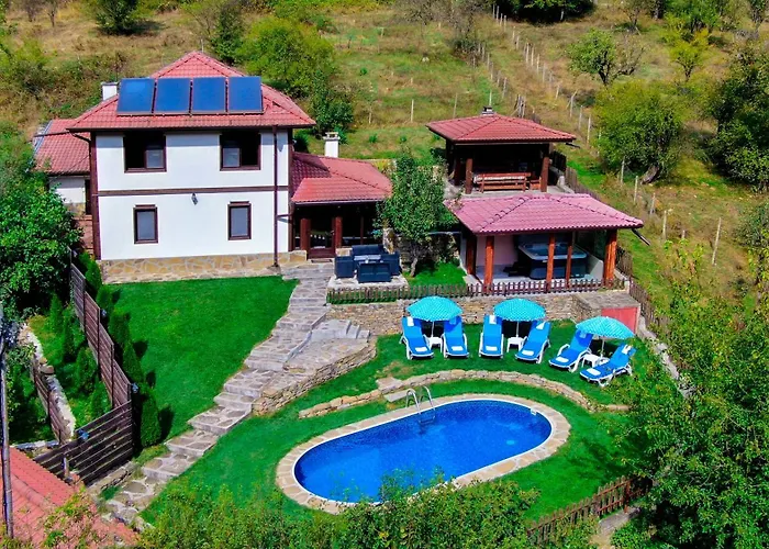 House Maya Pensjonat Triawna